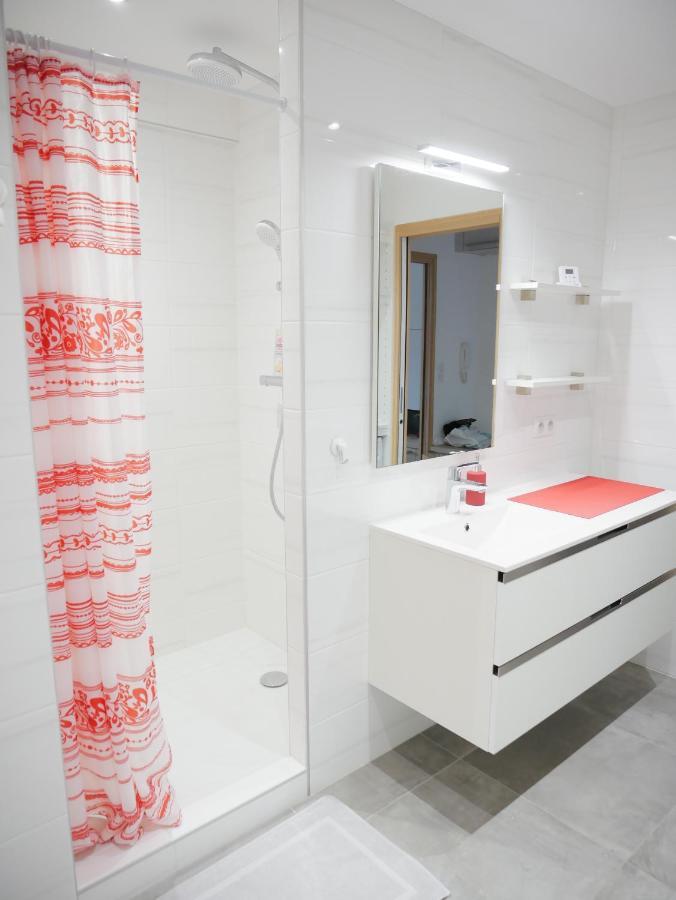 Superbe Appartement En Centre Ville Avec Terrasse Тонон-ле-Бен Екстериор снимка
